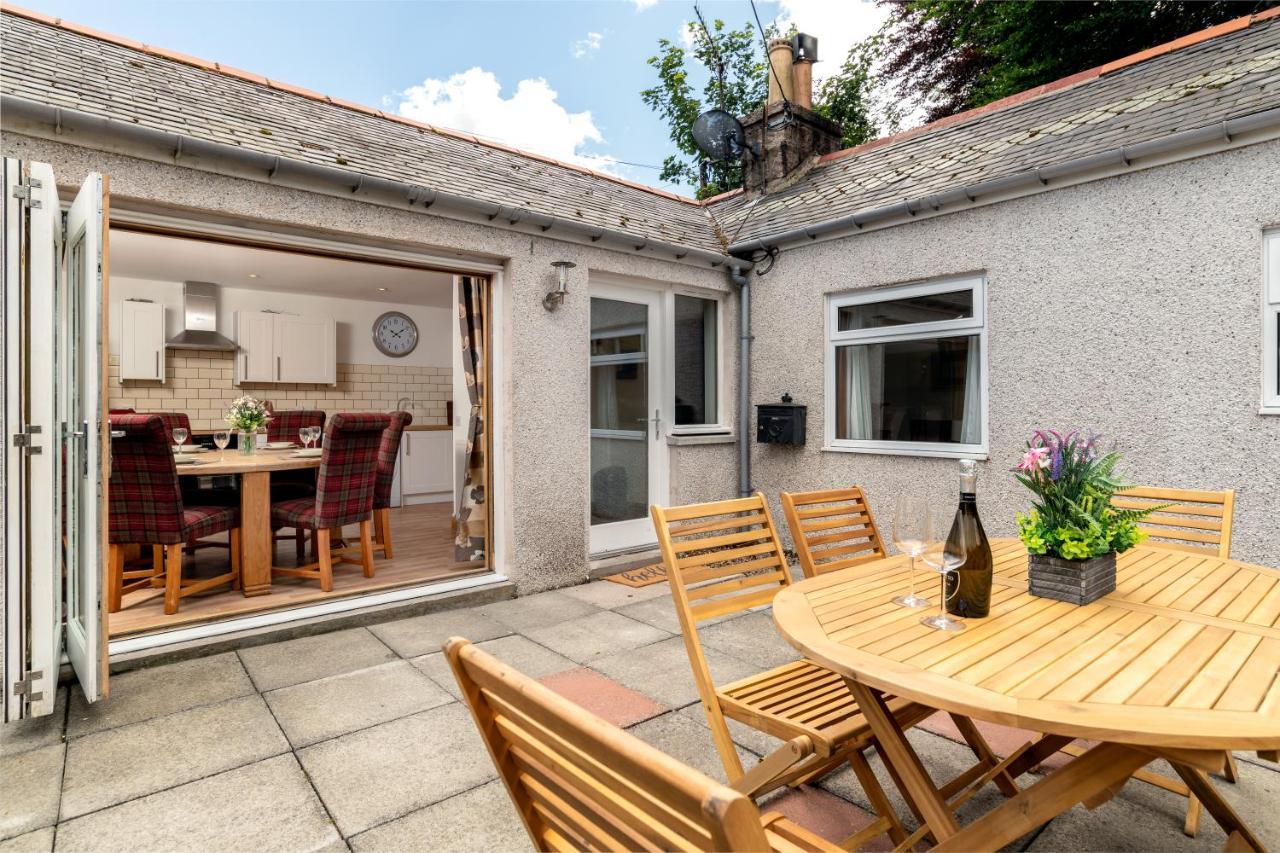 Dormie Cottage, Lovely Bright And Spacious Bungalow With Wood Fire Ballater Kültér fotó